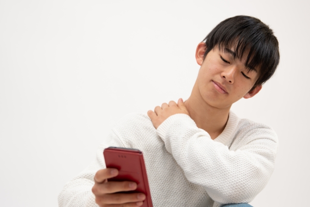 長時間のスマホやゲームも影響があります